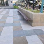 Taipei-piazza-pubblica-pavimentazione-pietra-sinterizzata-colosseo-porphyrbraun-svedese-duomo-blustone-grey-2-cm-spessore