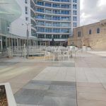 Hotel-Hyatt-Regency-Saint-Julian's-Malta-pavimentazione-in-pietra-sinterizzata-di-2-cm