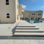 Villa-privata-Dubai-pavimentazione-in-pietra-sinterizzata-di-2-cm