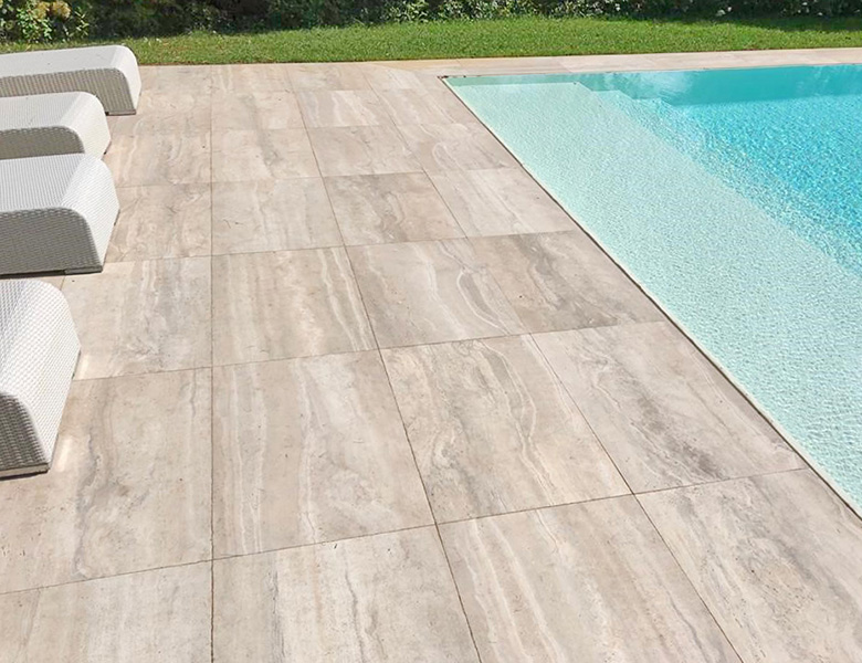 Lastre in pietra sinterizzata L'ALTRA PIETRA Duomo Travertino Beige 60x90 cm casa Treviso