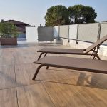 Casa-con-terrazza-Vicenza-pietra-sinterizzata-Outdoor-wood-2-cm-Harena-Holz-Marrone-L'Altra-Pietra-Colosseo-Toscano